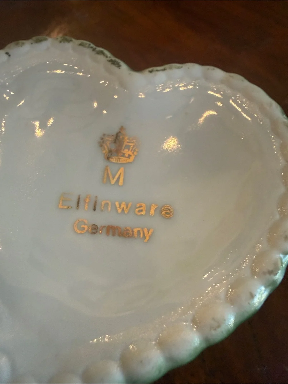 Green Heart-Shaped Porcelain Trinket Box with Floral Motif